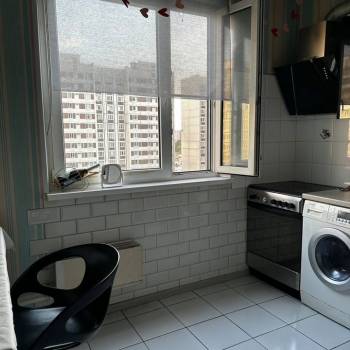 Сдается 1-комнатная квартира, 39 м²