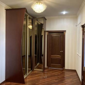 Сдается 2-х комнатная квартира, 84 м²