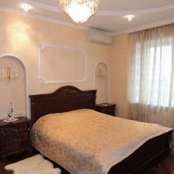 Сдается 2-х комнатная квартира, 84 м²