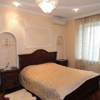 Сдается 2-х комнатная квартира, 84 м²