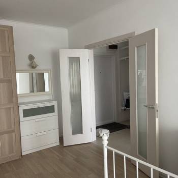 Продается 1-комнатная квартира, 46,7 м²