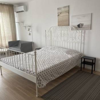 Продается 1-комнатная квартира, 46,7 м²