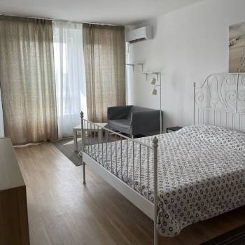 Продается 1-комнатная квартира, 46,7 м²