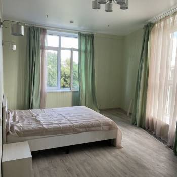 Сдается Многокомнатная квартира, 80 м²