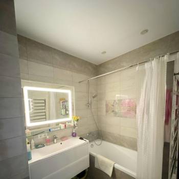 Сдается 1-комнатная квартира, 46 м²