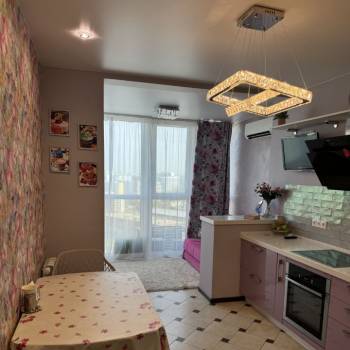 Сдается 1-комнатная квартира, 46 м²