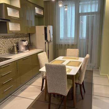 Продается 2-х комнатная квартира, 87,3 м²