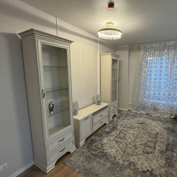 Сдается Многокомнатная квартира, 61 м²