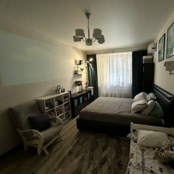 Продается 1-комнатная квартира, 38 м²