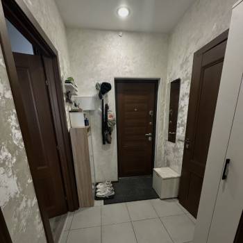 Продается 1-комнатная квартира, 38 м²