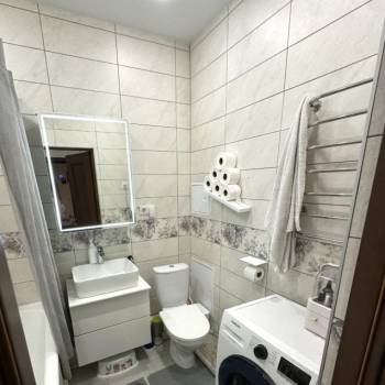 Продается 1-комнатная квартира, 38 м²