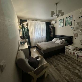 Продается 1-комнатная квартира, 38 м²
