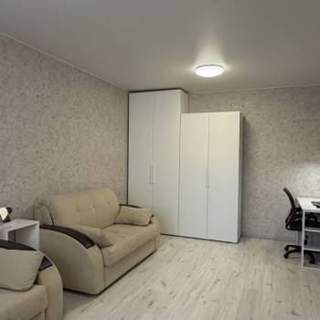 Продается 1-комнатная квартира, 37,3 м²
