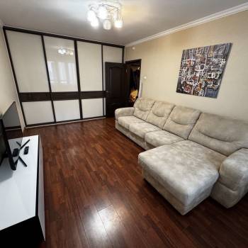 Сдается 2-х комнатная квартира, 62 м²