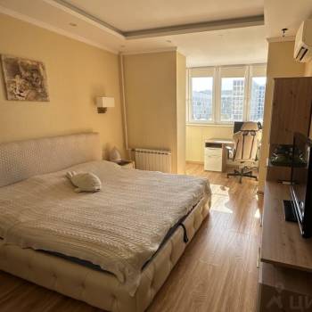Продается 2-х комнатная квартира, 52 м²