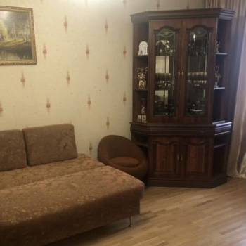 Продается 1-комнатная квартира, 38 м²