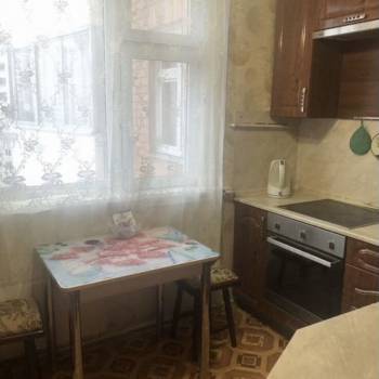 Продается 1-комнатная квартира, 38 м²