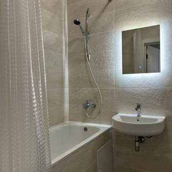 Продается 1-комнатная квартира, 37,5 м²