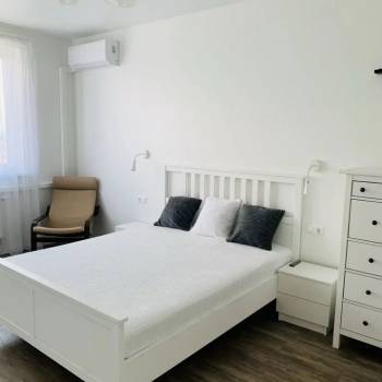 Продается 1-комнатная квартира, 37,5 м²