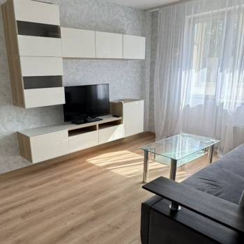 Сдается 1-комнатная квартира, 38 м²