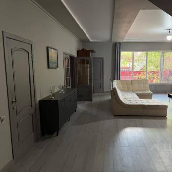 Продается Дом, 200 м²