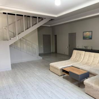 Продается Дом, 200 м²