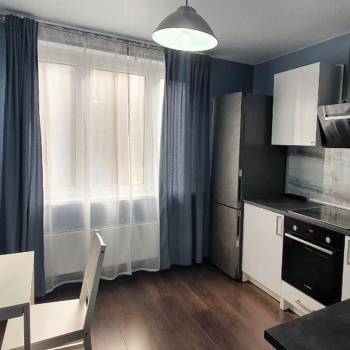 Сдается 1-комнатная квартира, 37,8 м²