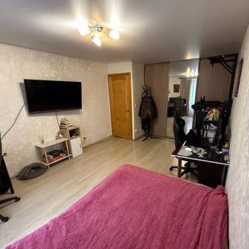 Продается 1-комнатная квартира, 36 м²