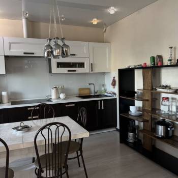 Продается Многокомнатная квартира, 170 м²