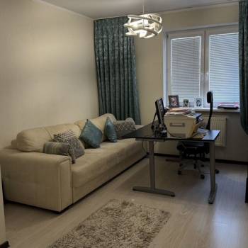 Продается Многокомнатная квартира, 170 м²
