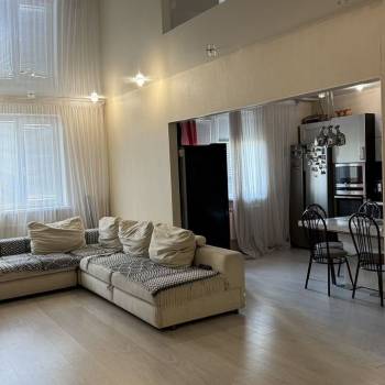 Продается Многокомнатная квартира, 170 м²