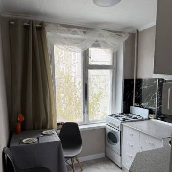 Сдается 1-комнатная квартира, 32 м²