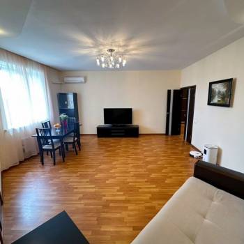 Продается 3-х комнатная квартира, 100 м²