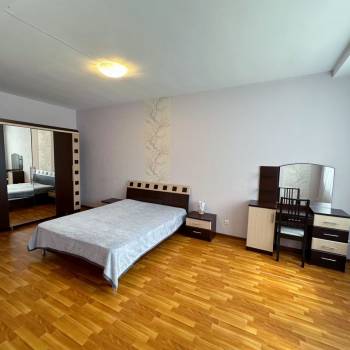 Продается 3-х комнатная квартира, 100 м²