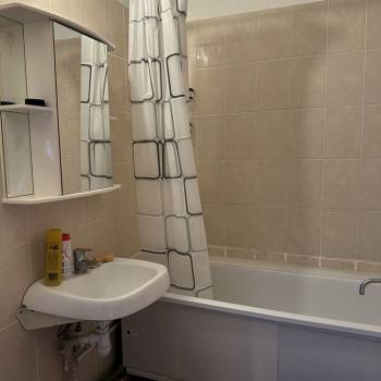 Продается 1-комнатная квартира, 41 м²