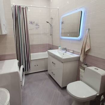 Сдается 1-комнатная квартира, 49 м²
