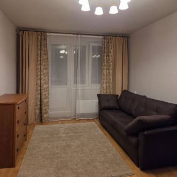 Сдается 1-комнатная квартира, 39 м²