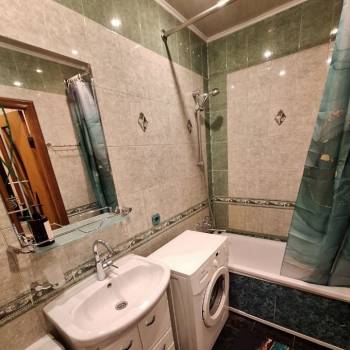 Сдается 1-комнатная квартира, 39 м²