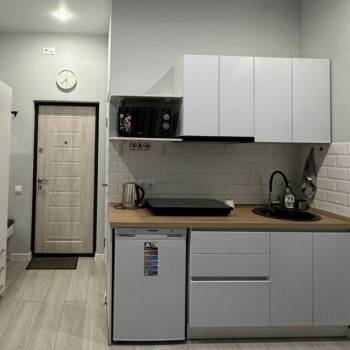 Продается 1-комнатная квартира, 18 м²