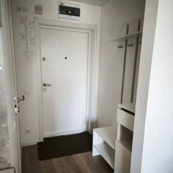 Продается 1-комнатная квартира, 19,6 м²