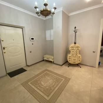 Сдается Многокомнатная квартира, 135 м²