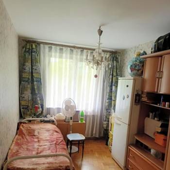 Продается Многокомнатная квартира, 84 м²