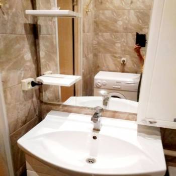 Продается 1-комнатная квартира, 36 м²