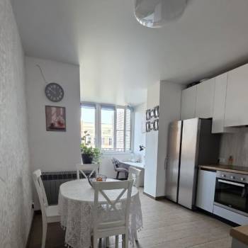 Продается 2-х комнатная квартира, 72,6 м²