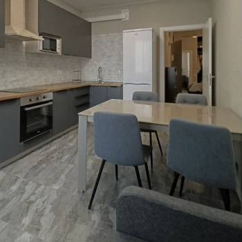 Сдается 2-х комнатная квартира, 60 м²