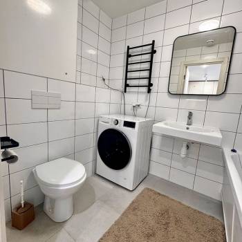 Продается 1-комнатная квартира, 36 м²