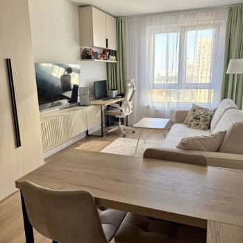 Продается 1-комнатная квартира, 36 м²