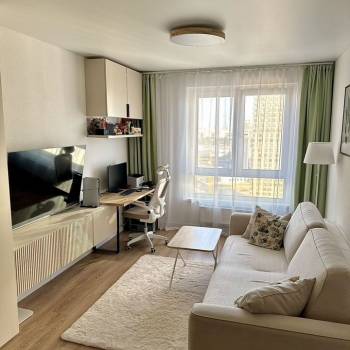 Продается 1-комнатная квартира, 36 м²