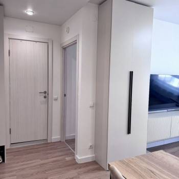 Продается 1-комнатная квартира, 36 м²