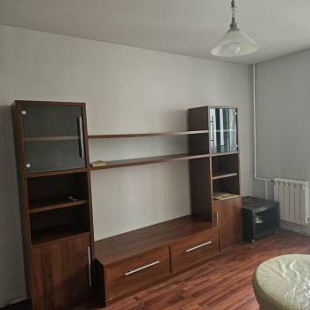 Продается 1-комнатная квартира, 35 м²